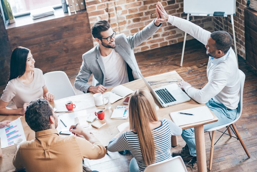 エース社員_出世_企業の成長_働きやすい職場づくり